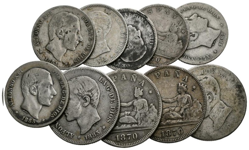 Lote de 10 monedas españolas de plata de diferentes periodos históricos, módulos...