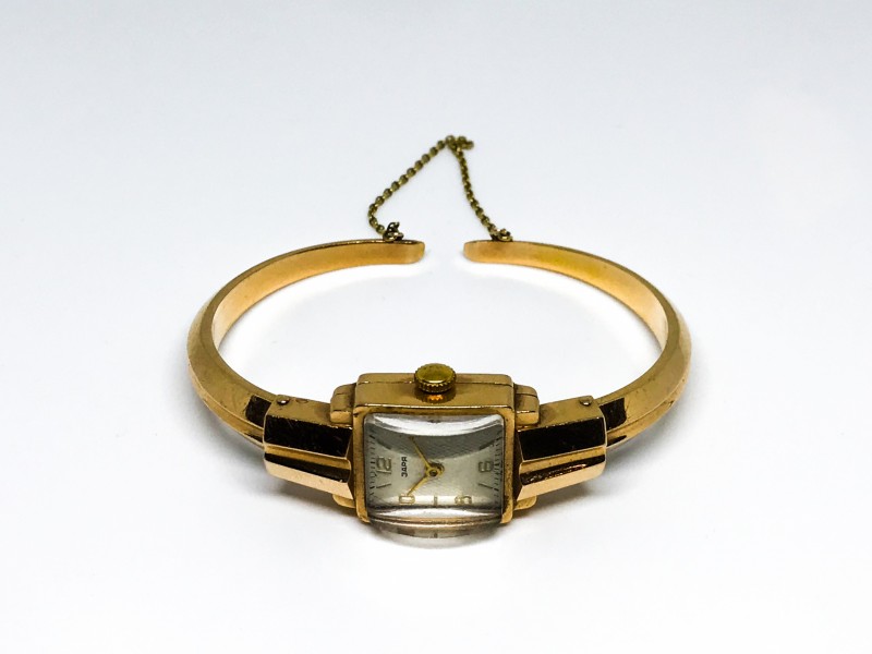 ZARJA Gold Ladies watch
14k gold; USSR;15x23mm; 1960-s; 21 gramms