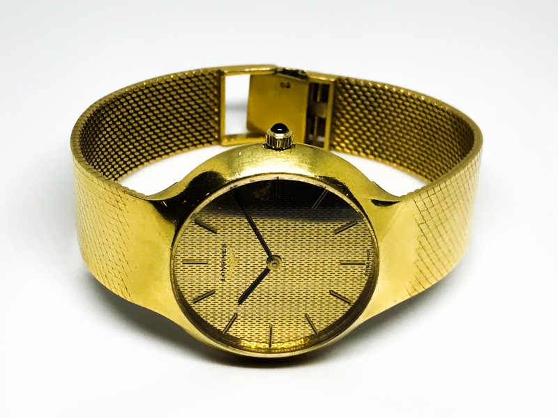 Longines Bracelet Mens Watch
18k gold; 80 gramms; 35 mm; late 1960-s