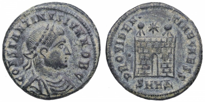 325-326 dC. Constantino II. Heraclea. Follis. Ae. 2,78 g. CONSTANTINVS IVN NOBC....