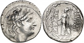 Imperio Seléucida. Antíoco VII, Euergetes (138-129 a.C.). Tetradracma. (S. 7092 var) (CNG. IX, 1069). 16,54 g. Imitación de Capadocia. MBC+.
