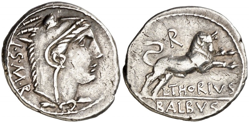 (hacia 105 a.C.). Gens Thoria. Denario. (Bab. 1) (Craw. 316/1). 3,83 g. MBC+.