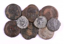 Lote de 8 bronces ibéricos de diversas cecas, incluye 1 cuadrante republicano. Total 9 monedas. A examinar. BC-/MBC-.