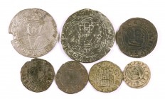 Lote de 7 monedas de vellón y cobre, entre medievales y de la época de los Austrias. A examinar. BC-/MBC.