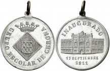 1911. Girona. Grupo escolar de Gerona. (Cru.Medalles 1098). 4,37 g. Ø33 mm. Aluminio. Con anilla. S/C-.