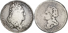 (1707). Felipe V. Felipe V y María Luisa Gabriela de Saboya. (MHE. 130, mismo ejemplar) (Falta en todas las obras de referencia). 22,80 g. Ø39 mm. Pla...