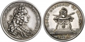 1711. Austria. Carlos VI. Coronación en Frankfurt. (MHE. 417, mismo ejemplar) (Van Loon V, pág. 197.VI). 5,80 g. Ø26 mm. Plata. Grabador: G.W. Vestner...