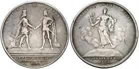 1725. Austria. Carlos VI. Paz de Viena. (MHE. 456, mismo ejemplar). 8 g. Ø30 mm. Plata. Ex Colección Jordana de Pozas. BC.