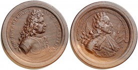 (1706). Gran Bretaña. Ana. Medallón de madera con los bustos del Duque de Marlborough y del Príncipe Eugenio. (MHE. 679, mismo ejemplar). 27,24 g. Ø55...
