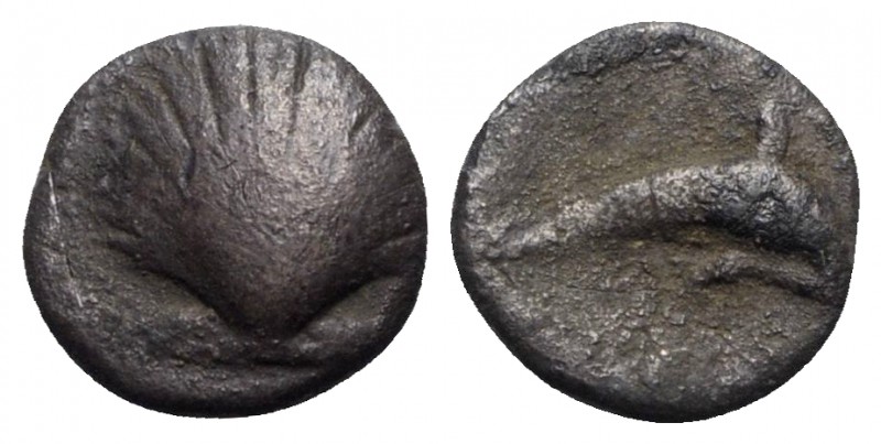 Southern Apulia, Tarentum, c. 325-280 BC. AR Litra (7.5mm, 0.64g, 12h). Shell. R...
