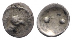 Sicily, Akragas, c. 460-450/446 BC. AR Hexas or Dionkion (4mm, 0.10g). Eagle head r.; A before. R/ Two pellets. Westermark, Coinage, 523; HGC 2, 120 v...