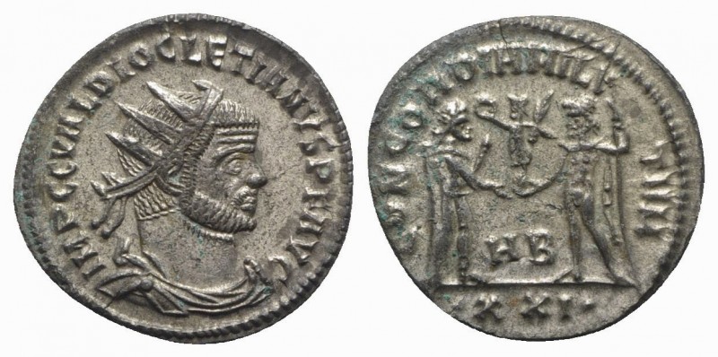 Diocletian (284-305). Radiate (21mm, 2.96g, 6h). Heraclea. Radiate, draped and c...