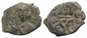 Constans II (641-668). Æ 40 Nummi (24mm, 5.12g, 6h). Syracuse, 641-644. Crowned and draped facing bust, holding globus cruciger. R/ Large m; A/N/A N/Є...