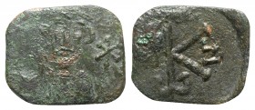 Constans II (641-668). Æ 20 Nummi (19mm, 3.41g, 6h). Syracuse, year 7 (648/9). Crowned facing bust, wearing chlamys and holding globus cruciger; star ...