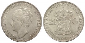 Nederland. AR 2-1/2 Gulden 1929 (38mm, 25.06g, 6h). KM 165. Good VF