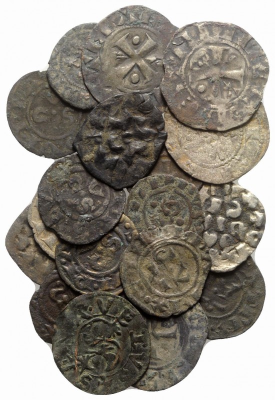 Lot of 20 Italian Medieval BI and Æ coins, to be catalog. Lot sold as is, no ret...