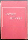 Lange K., Antike Münzen. Verlag Gebr. Mann, Berlin 1947. Brossura editoriale, 50pp., illustrazioni B/N, testo tedesco. Buone condizioni