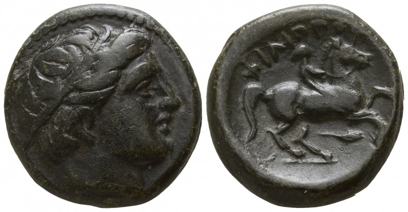 Kings of Macedon. Uncertain mint. Philip II. 359-336 BC.
Bronze Æ

17mm., 7,1...