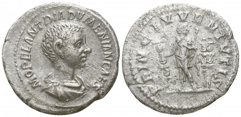 Diadumenianus AD 218-218. Rome
Denar AR

21mm., 2,63g.

M OPEL ANT DIADVMEN...