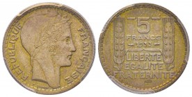 Troisième République 1870-1940
Essai de 5 Francs Turin, Paris, 1933, AG 6 g.
Ref : GEM140.10, Maz.2570b (R2)
Conservation : PCGS SP64. Essai dans un c...