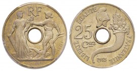 Troisième République 1870-1940
Essai de 25 Centimes concours de Peter, Petit Module, Paris, 1913, Ni 3 g.
Réf: GEM72.3, Gadoury (1989) 374, Maz 2148a ...