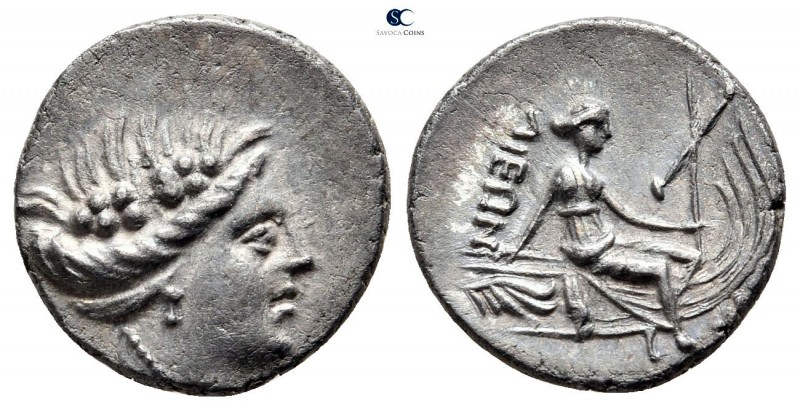 Euboea. Histiaia 300-100 BC. 
Tetrobol AR

13 mm., 1,55 g.

Head of Maenad ...