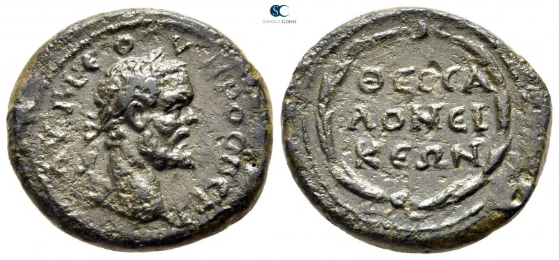 Macedon. Thessalonica. Septimius Severus AD 193-211. 
Bronze Æ

20 mm., 6,17 ...