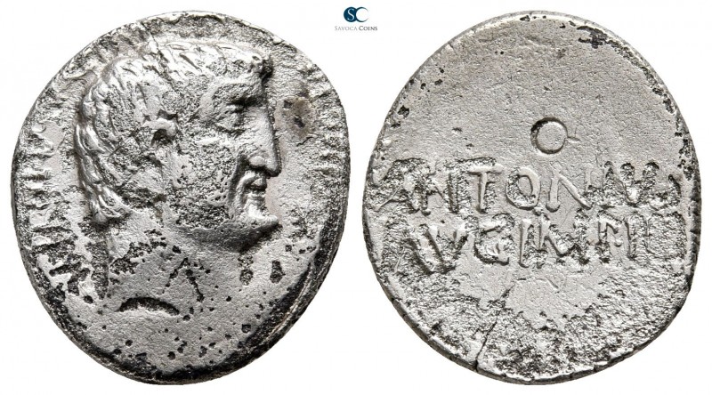 Mark Antony 32-31 BC. Athens
Denarius AR

18 mm., 3,54 g.

[ANTON•AVG•IMP•I...