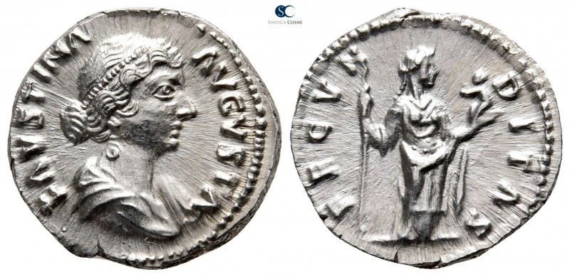 Faustina II AD 147-175. Rome
Denarius AR

18 mm., 3,23 g.

FAVSTINA AVGVSTA...