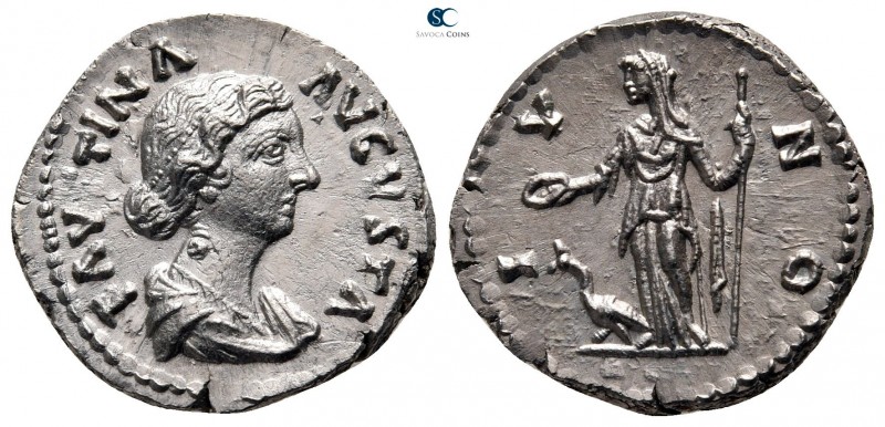 Faustina II AD 147-175. Rome
Denarius AR

18 mm., 2,87 g.

FAVSTINA AVGVSTA...