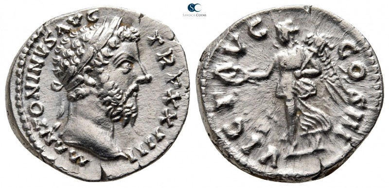 Marcus Aurelius AD 161-180. Rome
Denarius AR

18 mm., 3,32 g.

M ANTONINVS ...