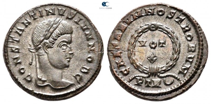 Constantinus II, as Caesar AD 317-337. Treveri
Follis Æ

18 mm., 3,20 g.

C...