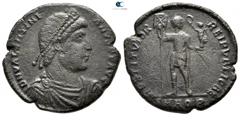 Valentinian I AD 364-375. Aquileia
Follis Æ

28 mm., 8,64 g.

D N VALENTINI...