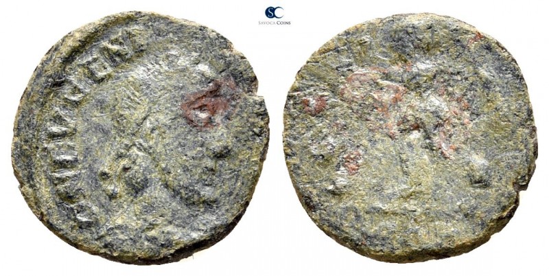 Eugenius AD 392-394. Lugdunum (Lyon)
Halbcentenionalis Æ

12 mm., 0,77 g.

...