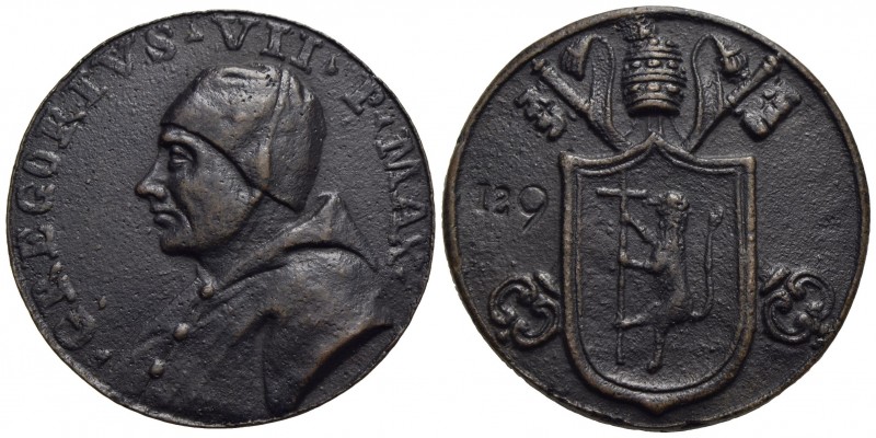 PAPALI - Gregorio VII (1073-1085) - Medaglia - Busto a s. con camauro - R/ Stemm...