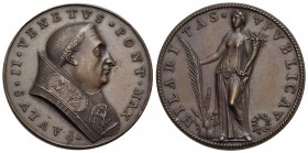 PAPALI - Paolo II (1464-1471) - Medaglia - Busto con piviale a d. - R/ Allegoria dell'ilarità in piedi reca cornucopia e ramo di palma Opus: Mazio Ø: ...