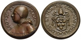 PAPALI - Leone X (1513-1518) - Medaglia - Busto con camauro e mozzetta a s. - R/ Stemma sormontato da Triregno Ø: 74 mm. - (AE g. 250) Mod. 227 Di res...