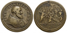PAPALI - Pio V (1566-1572) - Medaglia - Busto a d. con piviale - R/ La cacciata dei mercanti dal Tempio Opus: Bonzagni Ø: 32 mm. - (AE g. 22,98) Mod. ...