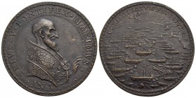 PAPALI - Pio V (1566-1572) - Medaglia - A. V - Battaglia di Lepanto - Busto a d. con piviale - R/ Il porto di Lepanto con le due formazioni navali sch...