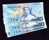 New Zealand Lot of 3 Banknotes 1999
10 Dollars 1999; P# 186a; UNC