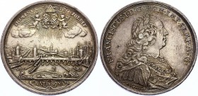 German States Regensburg 10 Ducat Silver Medal 1763
Regensburg - Reichsstadt. Silver strike of 10 Ducat 1763 in Gold. Silberabschlag von den Stempeln...