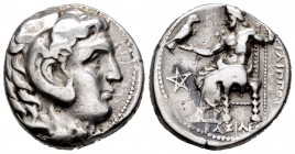 Imperio Macedonio. Filipo III. Tetradracma. 323-317 a.C. Incierta. (Price-P229). Anv.: Cabeza de Heracles a derecha recubierta con piel de león. Rev.:...