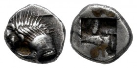 Massalia. Hemióbolo. 500-475 a.C. (Maurel-61). (Sng Cop-no cita). Anv.: Prótomo de león a izquierda. Rev.: Cuadrado cuatripartito incuso. Ag. 0,89 g. ...