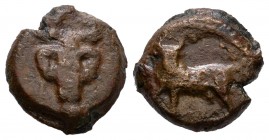 Ebusus. 1/4 calco. 300-200 a.C. Ibiza. (Abh-903). (Acip-698). (C-1). Anv.: Bes. Rev.: Toro a izquierda. Ae. 3,04 g. BC+. Est...35,00. / Ebusus. 1/4 ca...