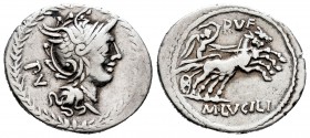 Lucilia. Denario. 101 a.C. Norte de Italia. (Ffc-821). (Craw-324/1). (Cal-909). Ag. 3,85 g. MBC. Est...50,00. / Lucilia. Denario. 101 a.C. Norte de It...