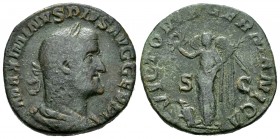 Maximino I. Sestercio. 236-238 d.C. Roma. (Spink-8341). (Ric-90). Rev.: VICTORIA GERMANICA SC. Victoria de frente mirando a izquierda con corona y pal...