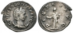 Salonina. Antoniniano. 260 d.C. Roma. (Spink-10645 variante). (Ric-22 variante). Rev.: PIETAS AVG. Piedad en pie a izquierda. 2,58 g. Sin marca de ofi...