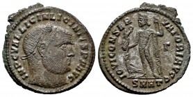 Licinio I. Follis. 313 d.C. Heraclea. (Spink-15240). (Ric-73). Rev.: IOVI CONSERVATORI AVGG, en exergo SMHT. Júpiter en pie a izquierda con Victoria s...