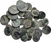 Lote de 35 pequeños bronces del Imperio Romano. A EXAMINAR. BC/BC+. Est...100,00. / Lote de 35 pequeños bronces del Imperio Romano. A EXAMINAR. F/Choi...