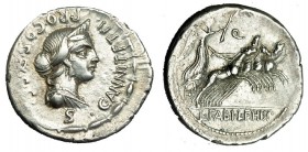 ANNIA. Denario. Hispania (82-81 a.C.). A/ Bajo el busto letra: A. R/ La Victoria con palma en cuádriga a der. FFC-140. SB-3. MBC+.